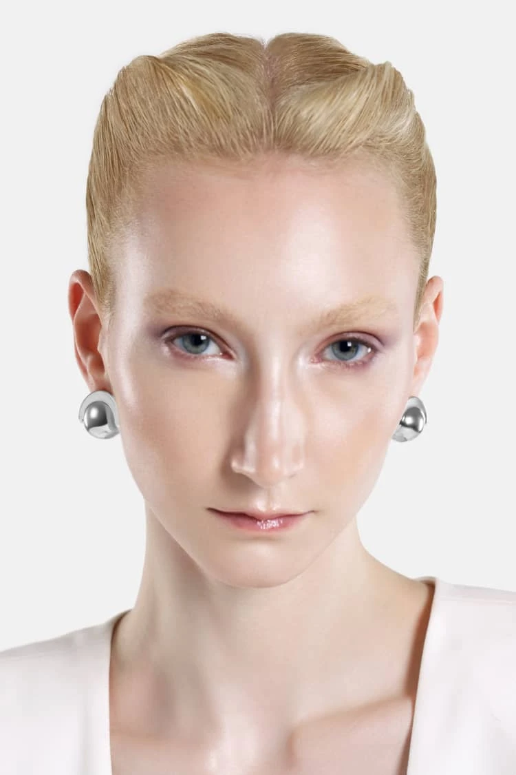 Casa Batlló Ball Earrings In Silver 2 Casa Batlló Ball Earrings In Silver - Image 2