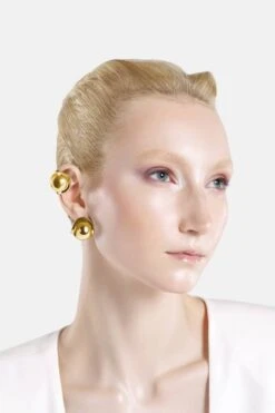 Casa Batlló Ball Earcuff In Gold 7 Casa Batlló Ball Earcuff In Gold -Mam Originals Shop 22 BATLLO 0253 OK25 BATLLO 0274.ORO muxqky