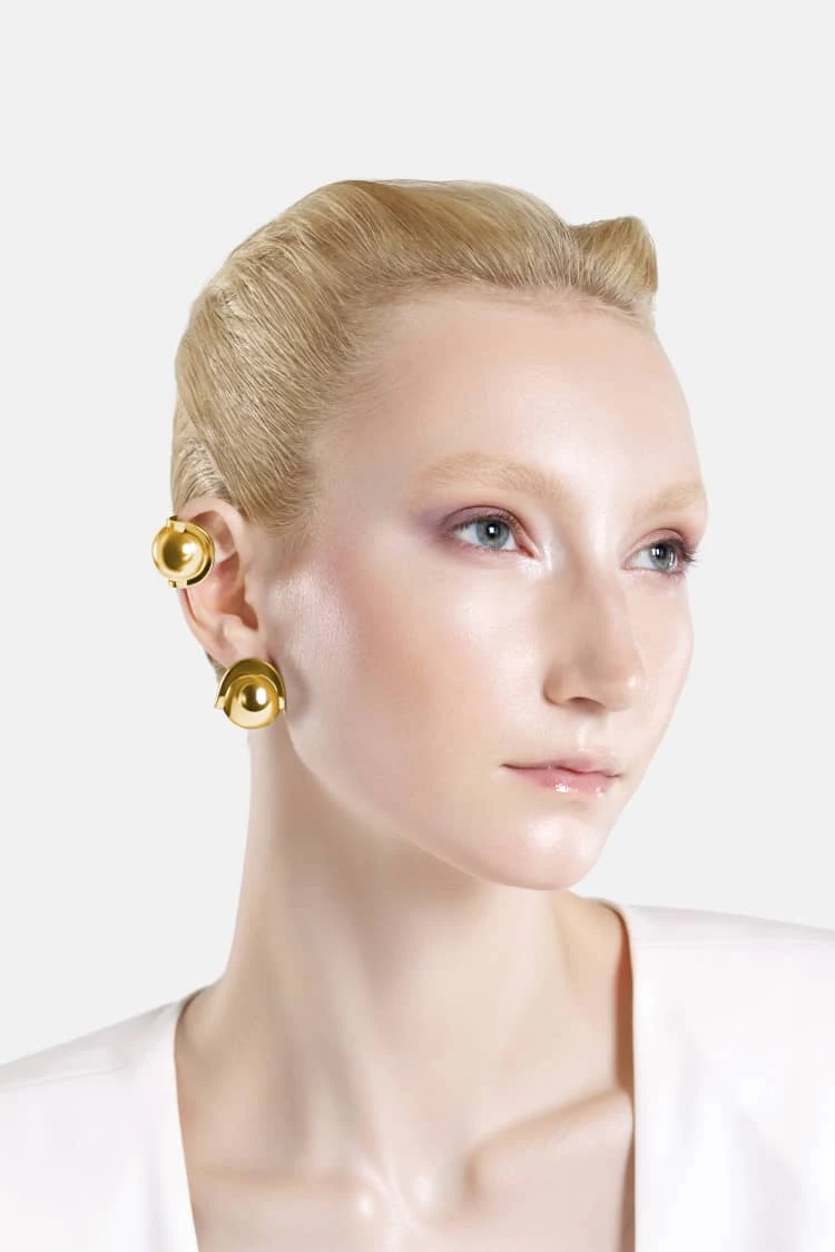 Casa Batlló Ball Earcuff In Gold 3 Casa Batlló Ball Earcuff In Gold - Image 3