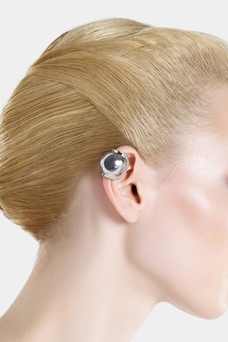 Casa Batlló Ball Earcuff In Silver 1 Casa Batlló Ball Earcuff In Silver
