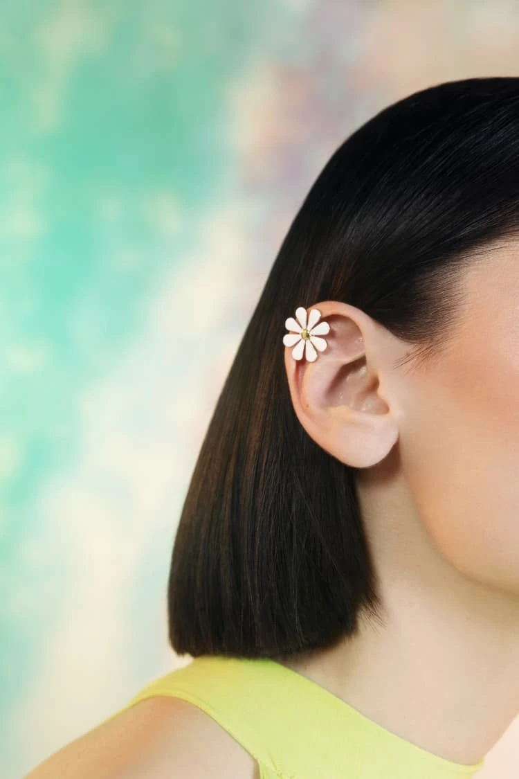 White And Gold Flower Ear Cuff 2 White And Gold Flower Ear Cuff - Image 2