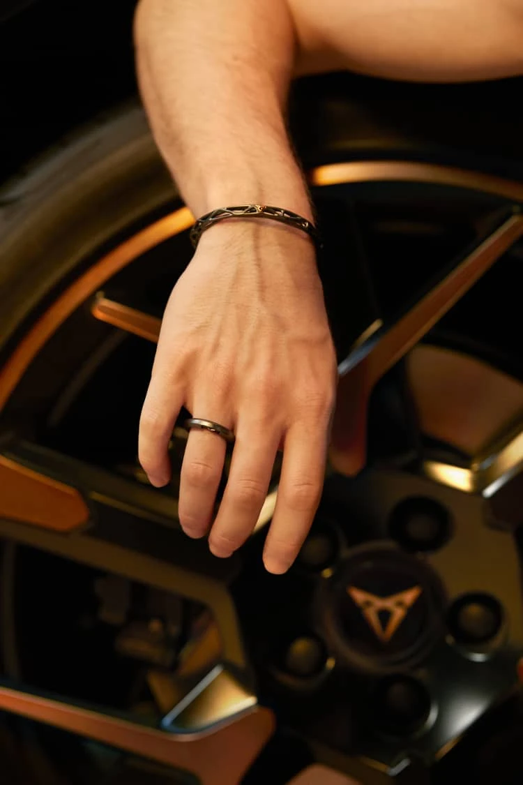 MAM | CUPRA Voronoi Bracelet In Ruthenium And Copper Details 3 MAM | CUPRA Voronoi Bracelet In Ruthenium And Copper Details - Image 3