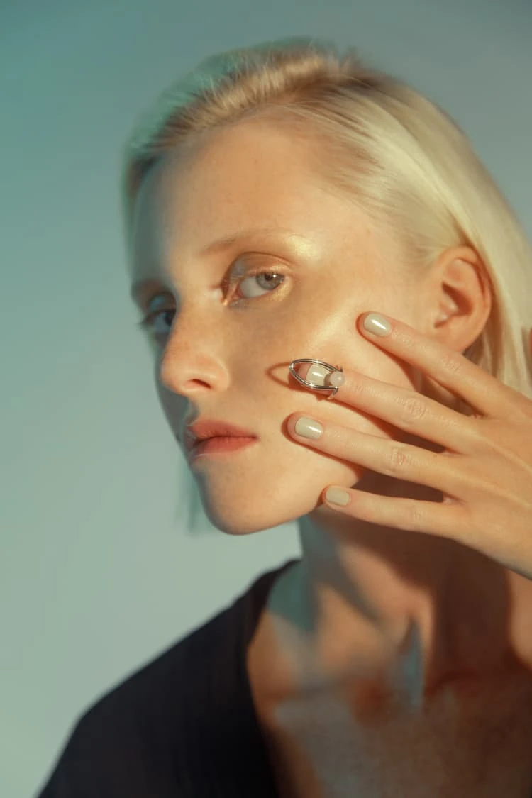 Silver Nail Ring With Embedded Stone 2 Silver Nail Ring With Embedded Stone - Image 2