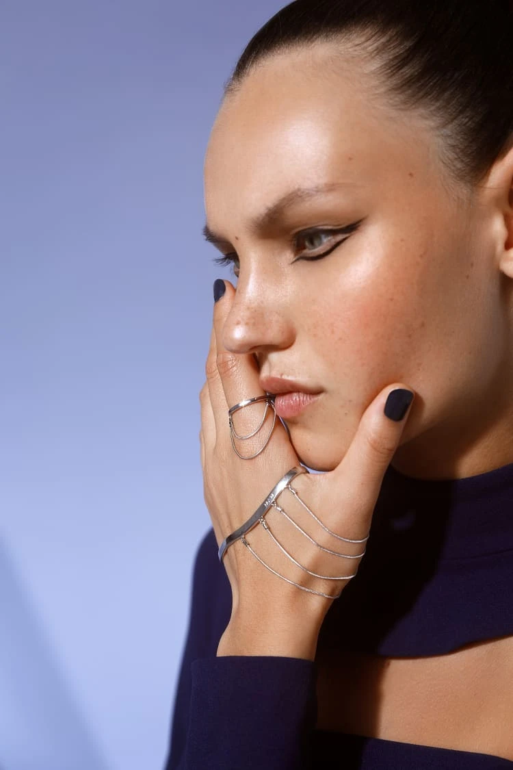 Silver Hand Chains 4 Silver Hand Chains - Image 4