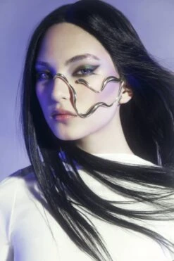 Silver Liquid Face Jewelry