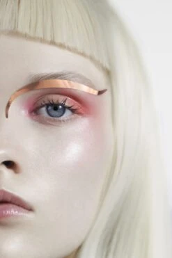 MAM | CUPRA Face Jewel In And Gold Alloy For The Eyes