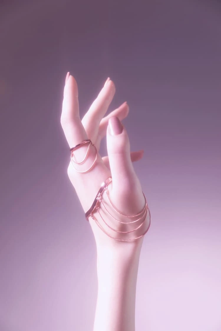 Set Of Rose Gold Hand Chains 1 Set Of Rose Gold Hand Chains