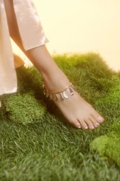 Gold And Silver Anklet With Flowers 10 Gold And Silver Anklet With Flowers -Mam Originals Shop 69 39 EARTH1496 ihgjn3 2e2659f9 cf73 430f 91aa 6713586fb61b