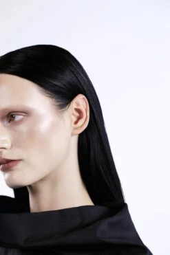 Gold Simple Ear Climber