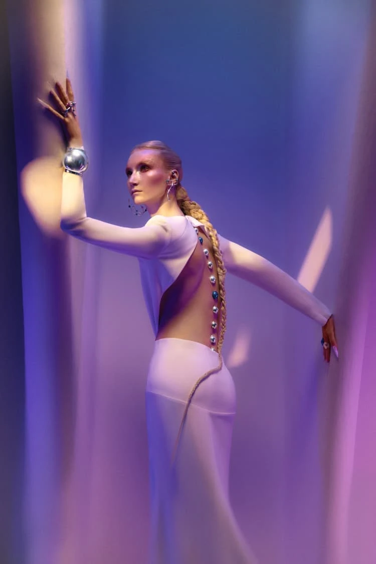 Casa Batlló Ball Bangle In Silver 2 Casa Batlló Ball Bangle In Silver - Image 2