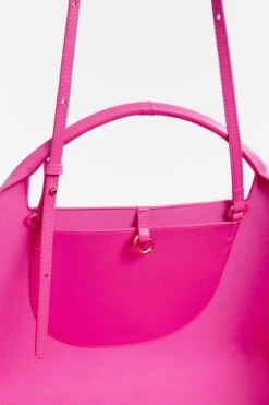 Designer Pink Tote Bags 10 Designer Pink Tote Bags -Mam Originals Shop 83 51A9910 fju6gp 01d67d55 2659 412f ac49 cfb6daae2f7b
